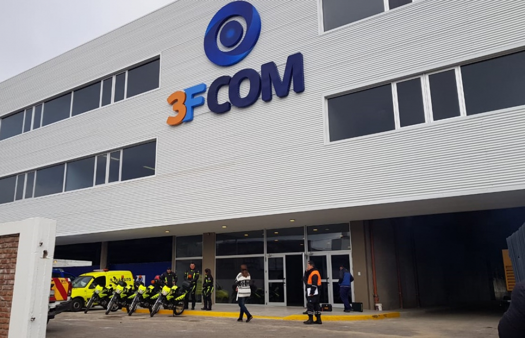 Fachada del edificio 3F COM en Villa Bosch